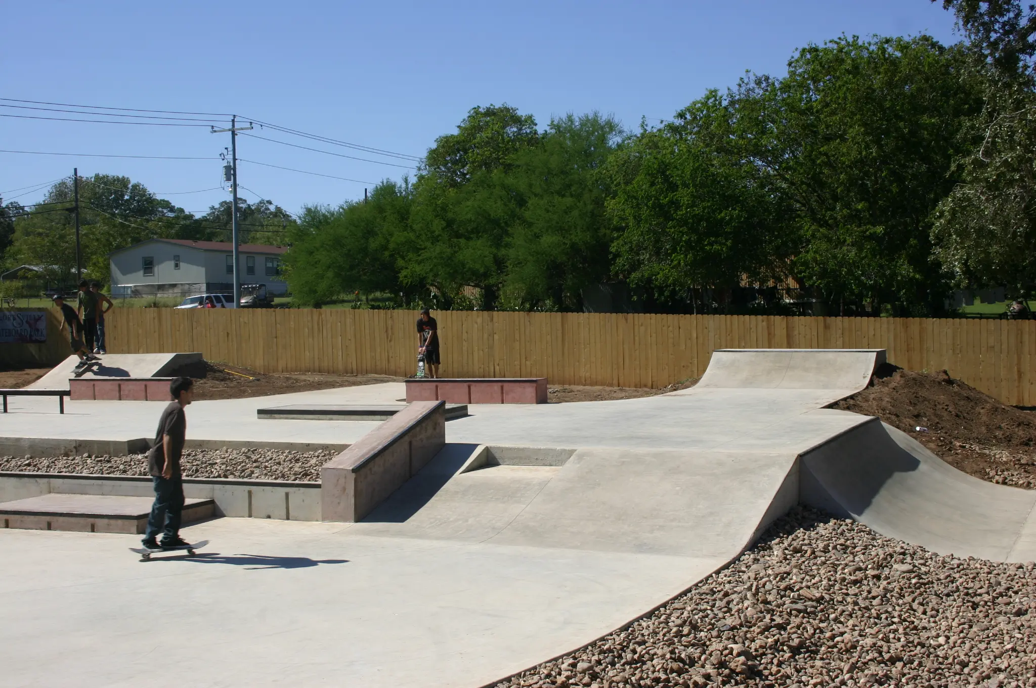 City of Floresville Texas Skatepark - skate plaza