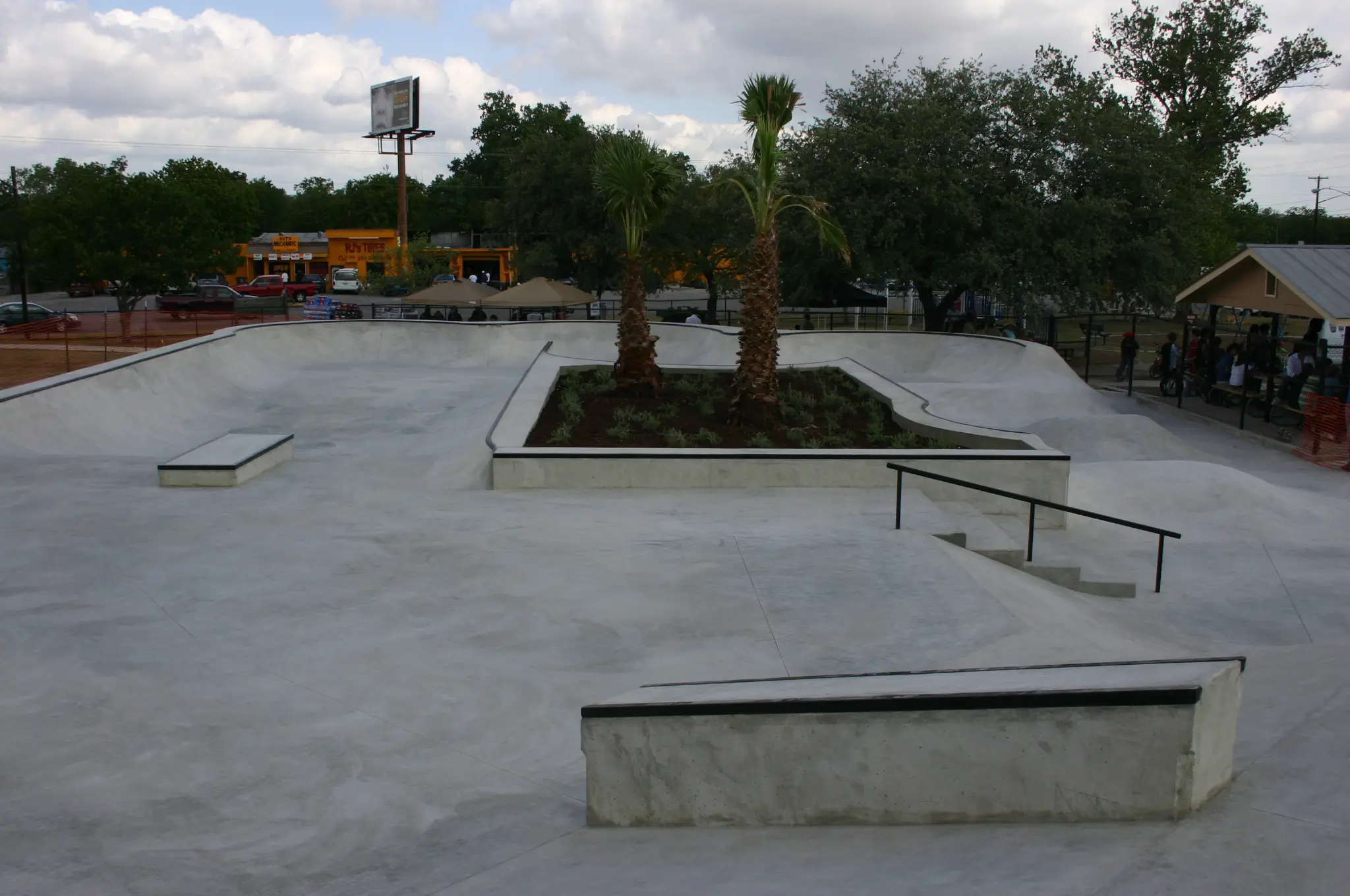 SPA Skateparks - New Braunfels Skatepark - Mini Snake Run