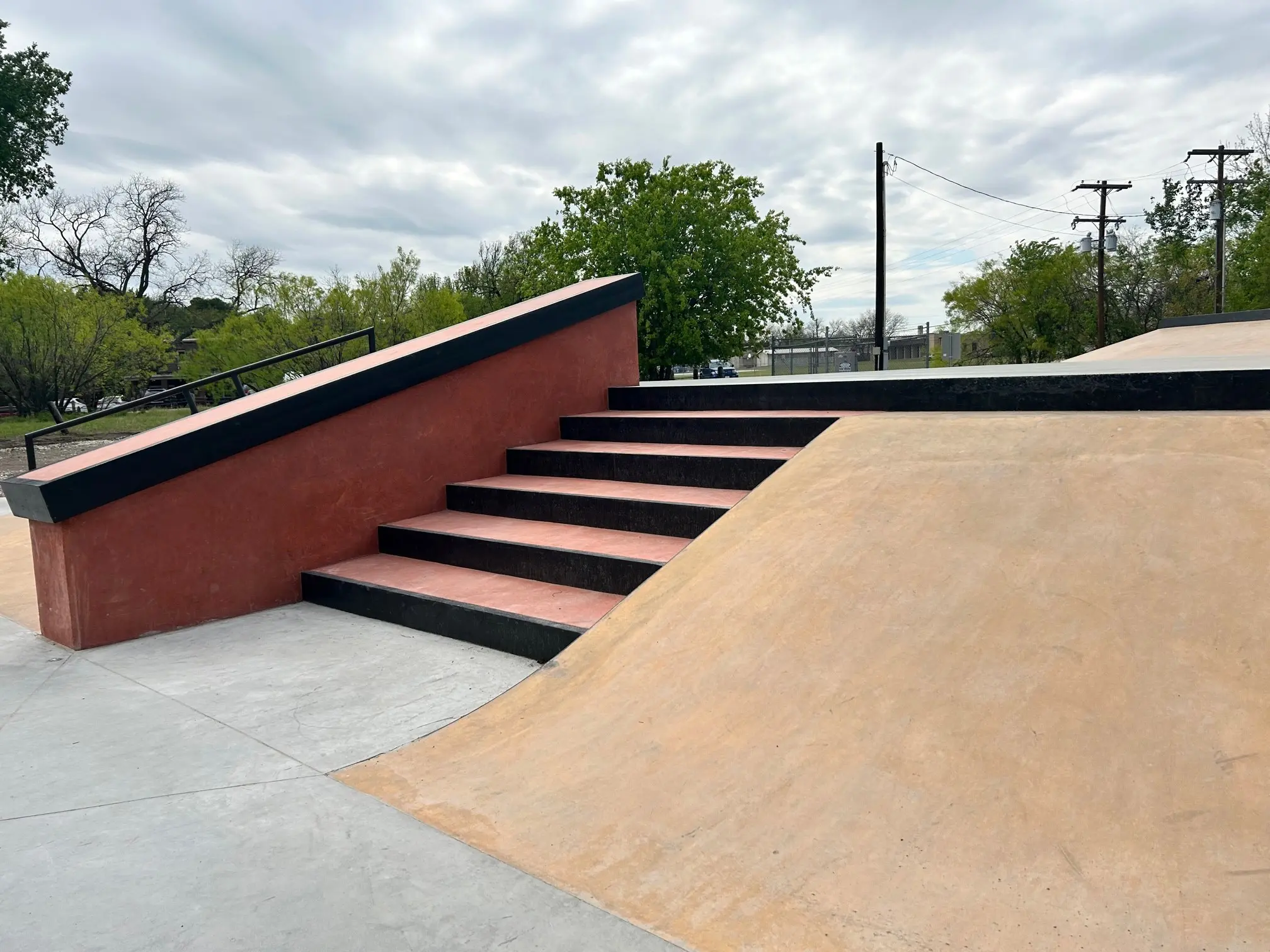 SPA Skateparks - City of Lampasas - Central Texas Skate Park Plaza - Stairs Hubba Euro gap