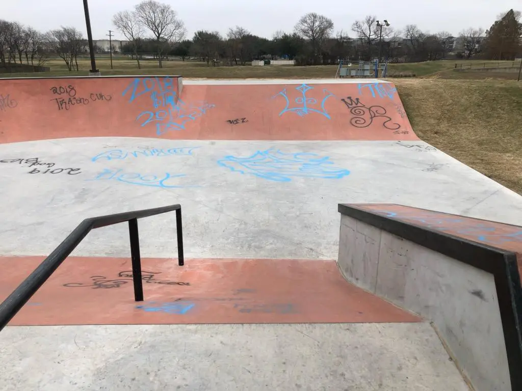How To Remove Spray Paint Graffiti From a Skatepark