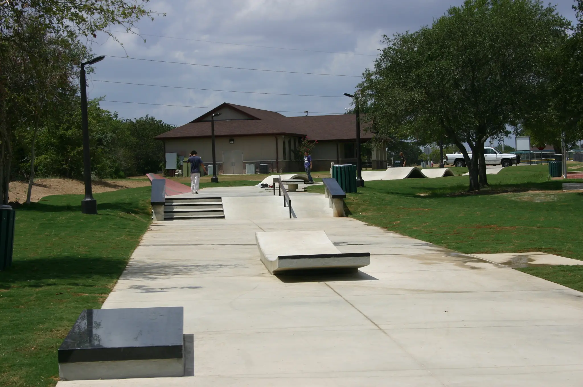 SPA Skateparks - College Station Texas - Plaza lane